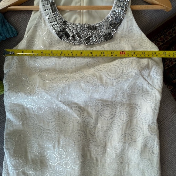 Elegant sleeveless dress - Picture 2 of 7